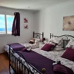 Δωμάτια σε οικογενειακή κατοικία Feliza Güime