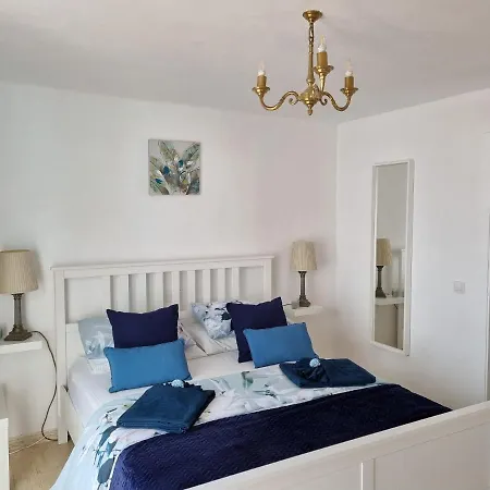 Habitación en casa particular Feliza Güime