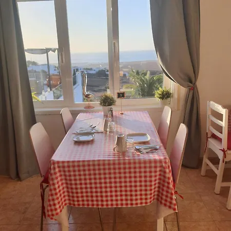 בית אירוח Feliza *