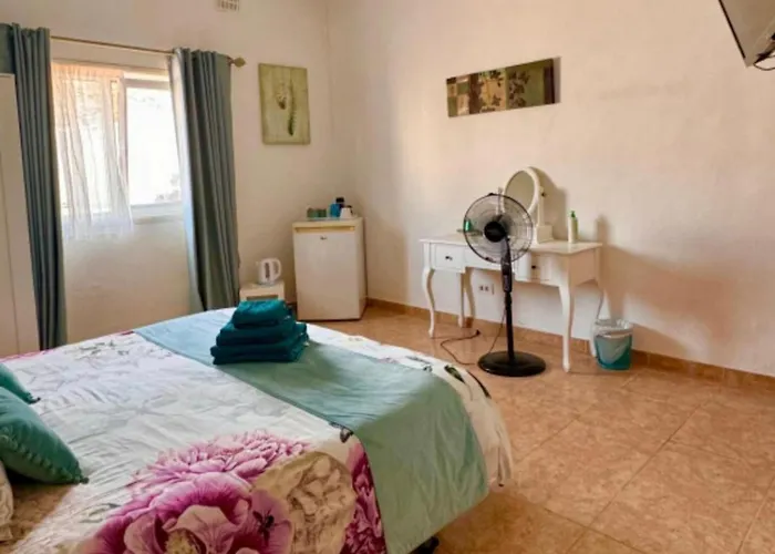 Feliza Homestay Guime